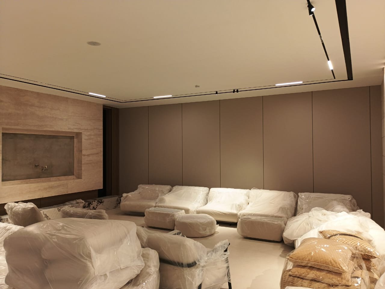 Contemporary Luxury Sofa Set — Elegant & Comfortable Living